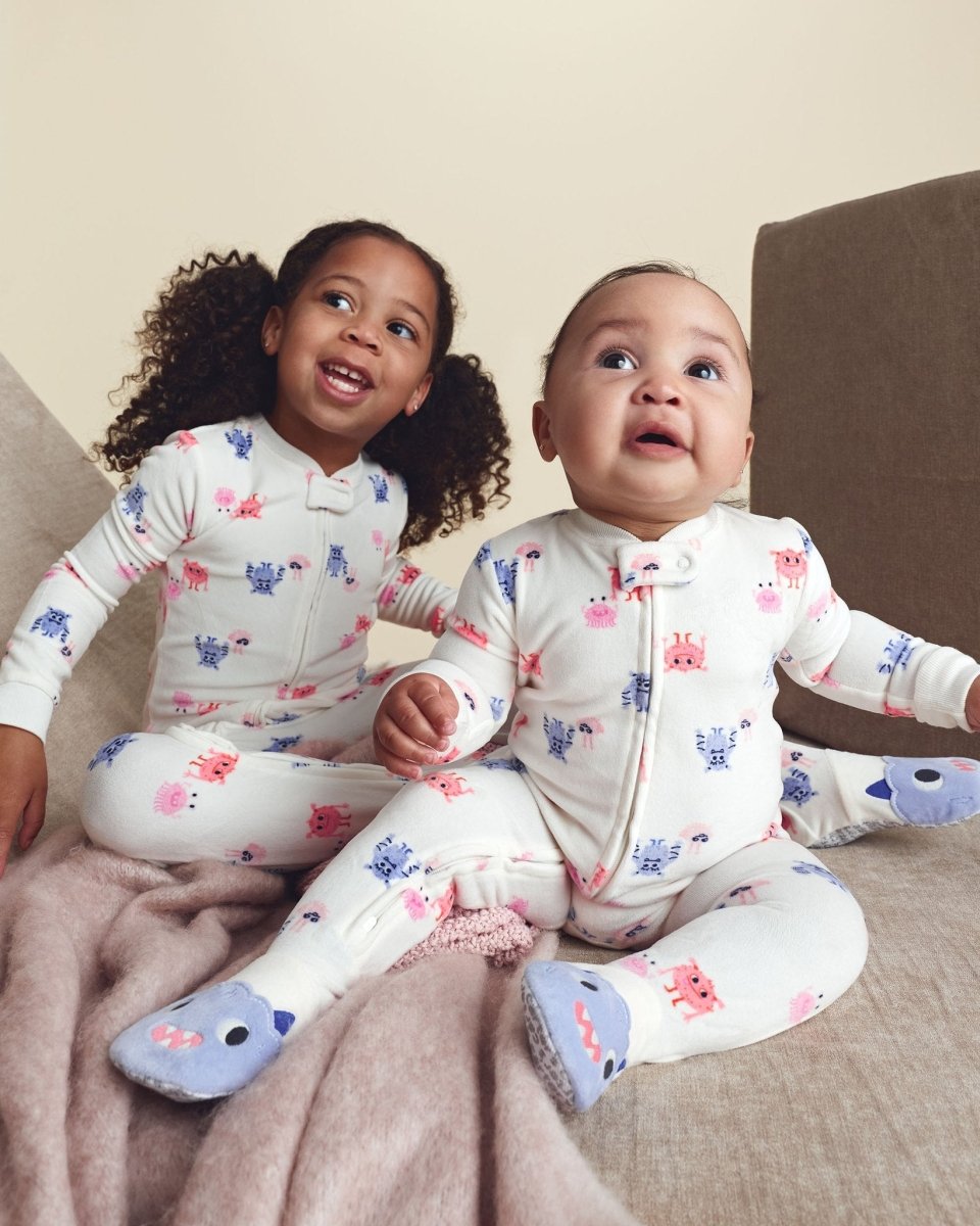 Pijama de terciopelo con pie bordado, monstruos - Carter's